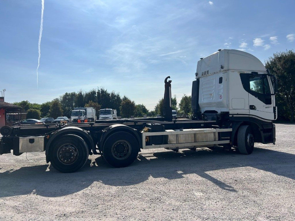 IVECO STRALIS 460 SCARRABILE - شاحنة برافعة خطافية: صورة 5 IVECO STRALIS 460 SCARRABILE - شاحنة برافعة خطافية: صورة 5