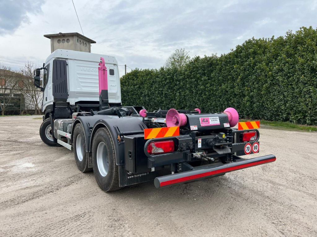 IVECO STRALIS X-WAY 510 TRAKKER SCARRABILE - شاحنة برافعة خطافية: صورة 4 IVECO STRALIS X-WAY 510 TRAKKER SCARRABILE - شاحنة برافعة خطافية: صورة 4