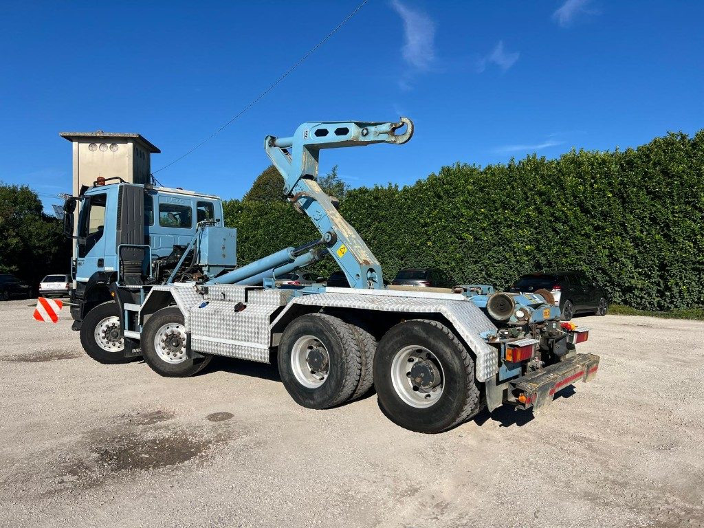 IVECO TRAKKER 450 SCARRABILE - شاحنة برافعة خطافية: صورة 4 IVECO TRAKKER 450 SCARRABILE - شاحنة برافعة خطافية: صورة 4