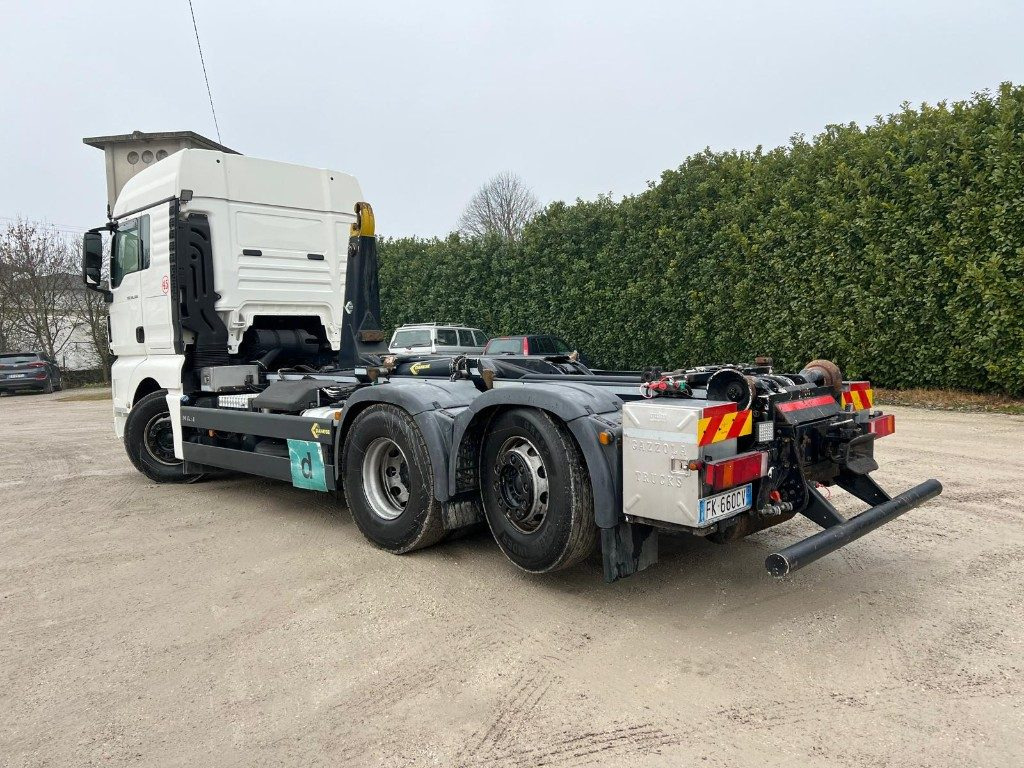 MAN TGX 26.500 USATO SCARRABILE 6X2 - شاحنة برافعة خطافية: صورة 3 MAN TGX 26.500 USATO SCARRABILE 6X2 - شاحنة برافعة خطافية: صورة 3