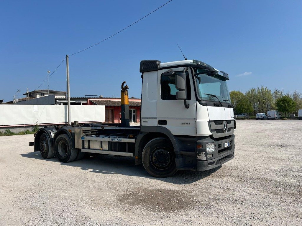 تأجير MERCEDES-BENZ MERCEDES ACTROS 25.41 SCARRABILE MERCEDES-BENZ MERCEDES ACTROS 25.41 SCARRABILE: صورة 8