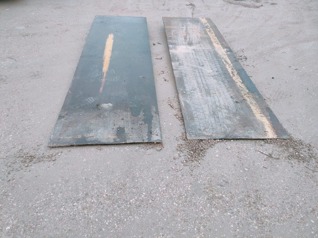 PEDANE IN FERRO PER CONTAINER - معدات الانشاءات: صورة 2 PEDANE IN FERRO PER CONTAINER - معدات الانشاءات: صورة 2