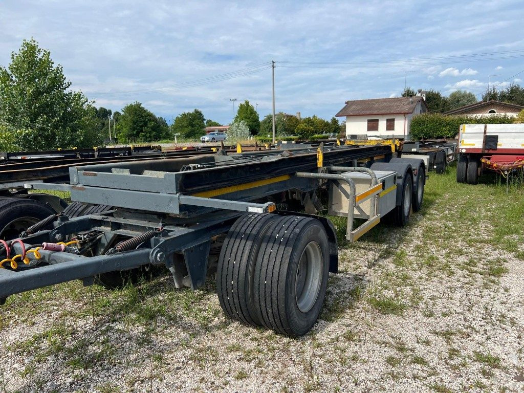 PIACENZA RIMORCHIO PIACENZA SCARRABILE BALESTRATO - مقطورة هوك ليفت/ لود لوجر: صورة 2 PIACENZA RIMORCHIO PIACENZA SCARRABILE BALESTRATO - مقطورة هوك ليفت/ لود لوجر: صورة 2