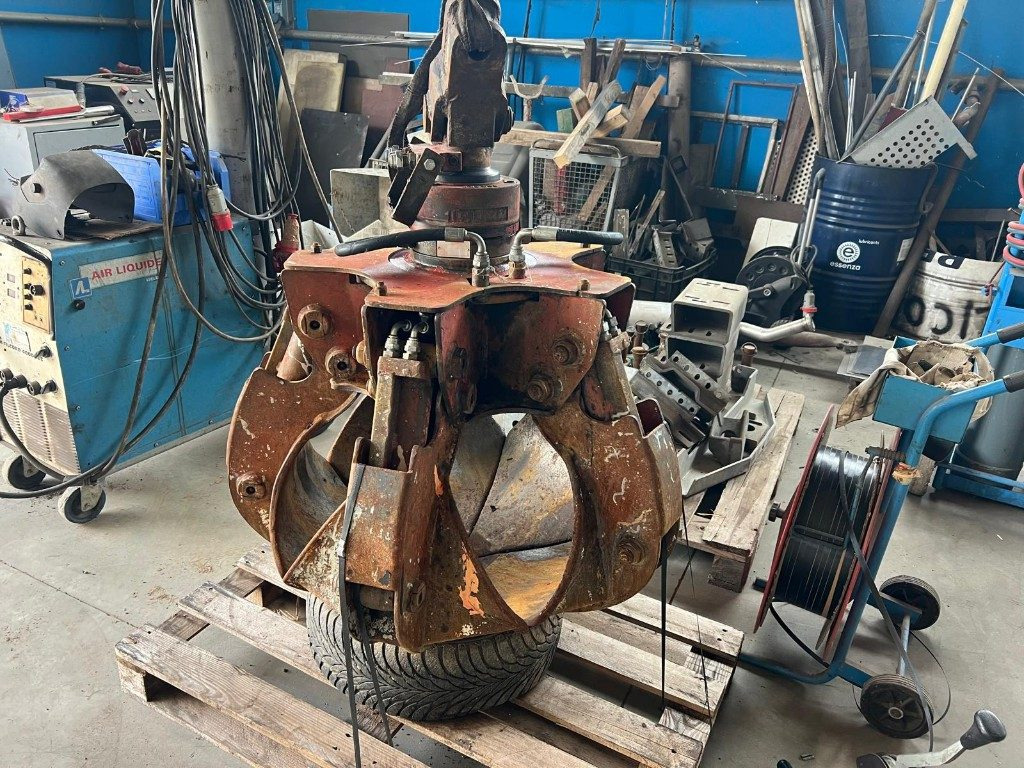 POLIPO USATO ROZZI A 5 PALE - كلّاب: صورة 4 POLIPO USATO ROZZI A 5 PALE - كلّاب: صورة 4