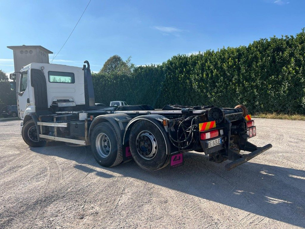 RENAULT PREMIUM 450 SCARRABILE FULL PNEUMATICO - شاحنة برافعة خطافية: صورة 5 RENAULT PREMIUM 450 SCARRABILE FULL PNEUMATICO - شاحنة برافعة خطافية: صورة 5