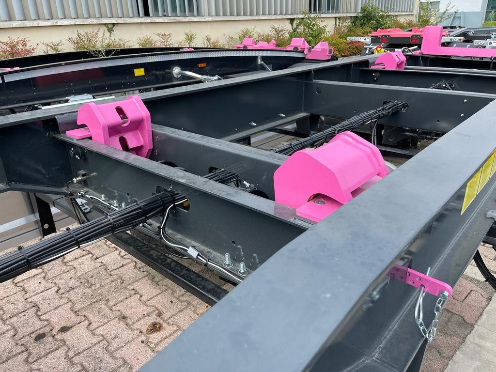 RIMORCHIO CBS NUOVO SCARRABILE - مقطورة هوك ليفت/ لود لوجر: صورة 2 RIMORCHIO CBS NUOVO SCARRABILE - مقطورة هوك ليفت/ لود لوجر: صورة 2