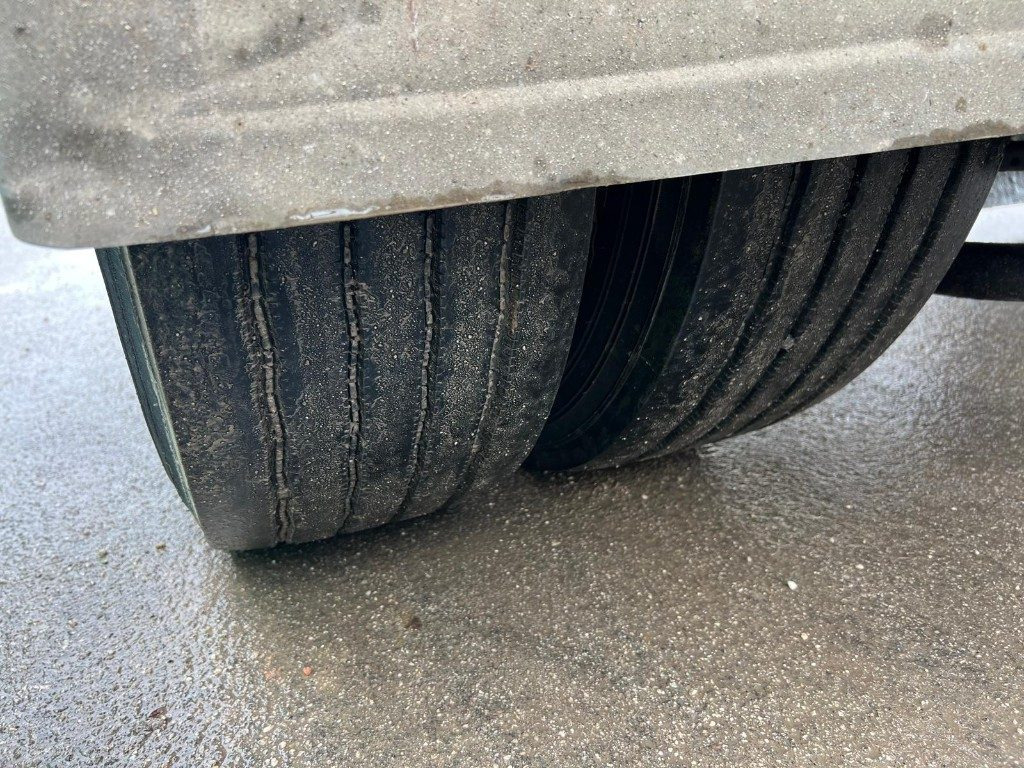 VIBERTI RIMORCHIO VIBERTI SCARRABILE PNEUMATICO - مقطورة هوك ليفت/ لود لوجر: صورة 5 VIBERTI RIMORCHIO VIBERTI SCARRABILE PNEUMATICO - مقطورة هوك ليفت/ لود لوجر: صورة 5