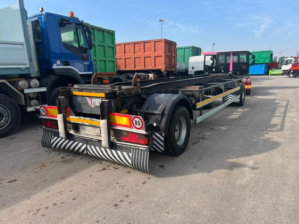 ZORZI RIMORCHIO ZORZI 20R075 SCARRABILE PNEUMATICO - مقطورة هوك ليفت/ لود لوجر: صورة 3 ZORZI RIMORCHIO ZORZI 20R075 SCARRABILE PNEUMATICO - مقطورة هوك ليفت/ لود لوجر: صورة 3