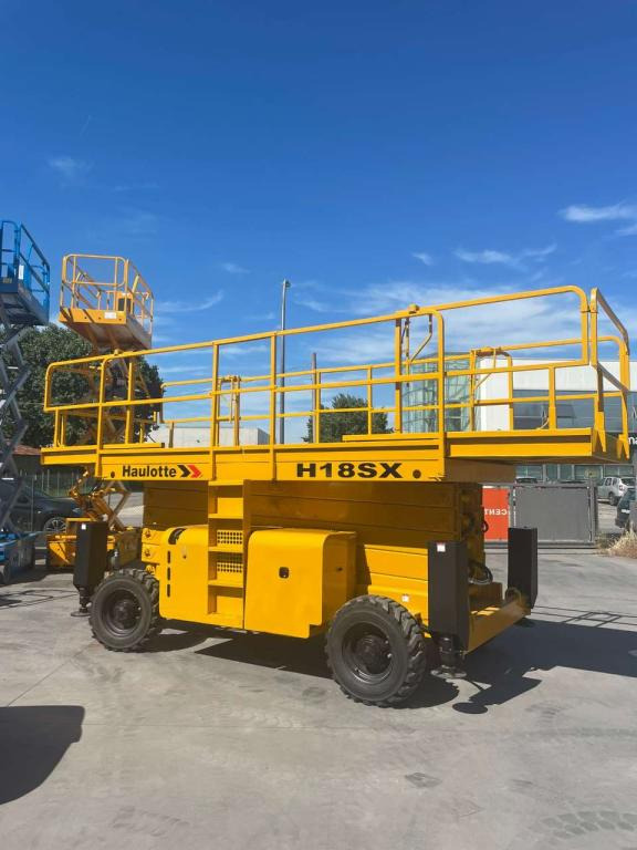 Haulotte HA18SX - مرفاع مقصي: صورة 2 Haulotte HA18SX - مرفاع مقصي: صورة 2
