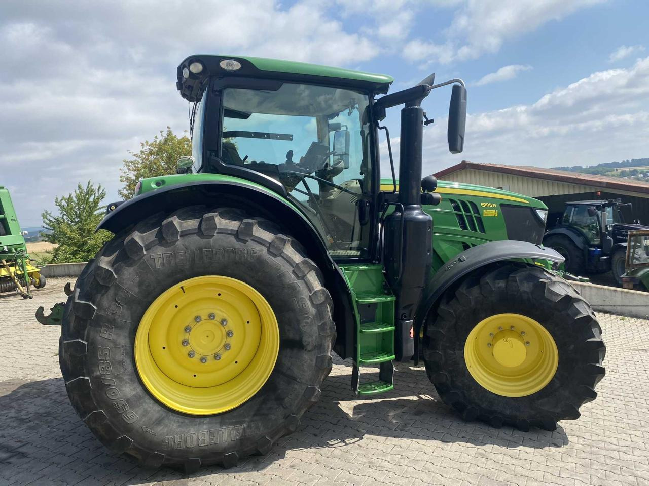 John Deere 6195R - جرار: صورة 4 John Deere 6195R - جرار: صورة 4
