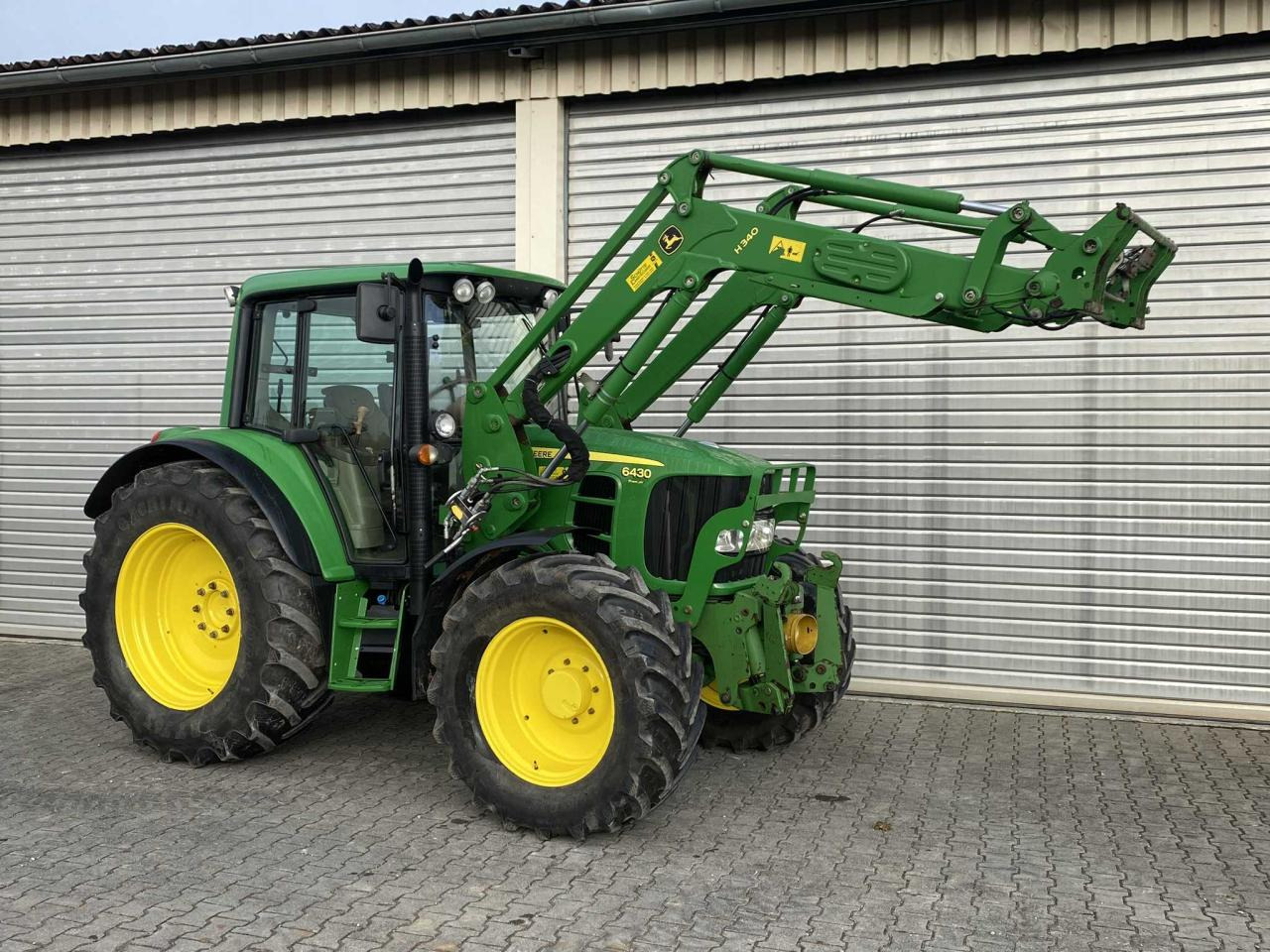 John Deere 6430 Premium - جرار: صورة 1 John Deere 6430 Premium - جرار: صورة 1
