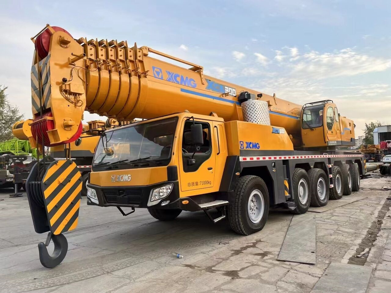 XCMG XCA300 QAY300 QY300K 300Ton Used Mobile Crane - موبايل كرين: صورة 1 XCMG XCA300 QAY300 QY300K 300Ton Used Mobile Crane - موبايل كرين: صورة 1
