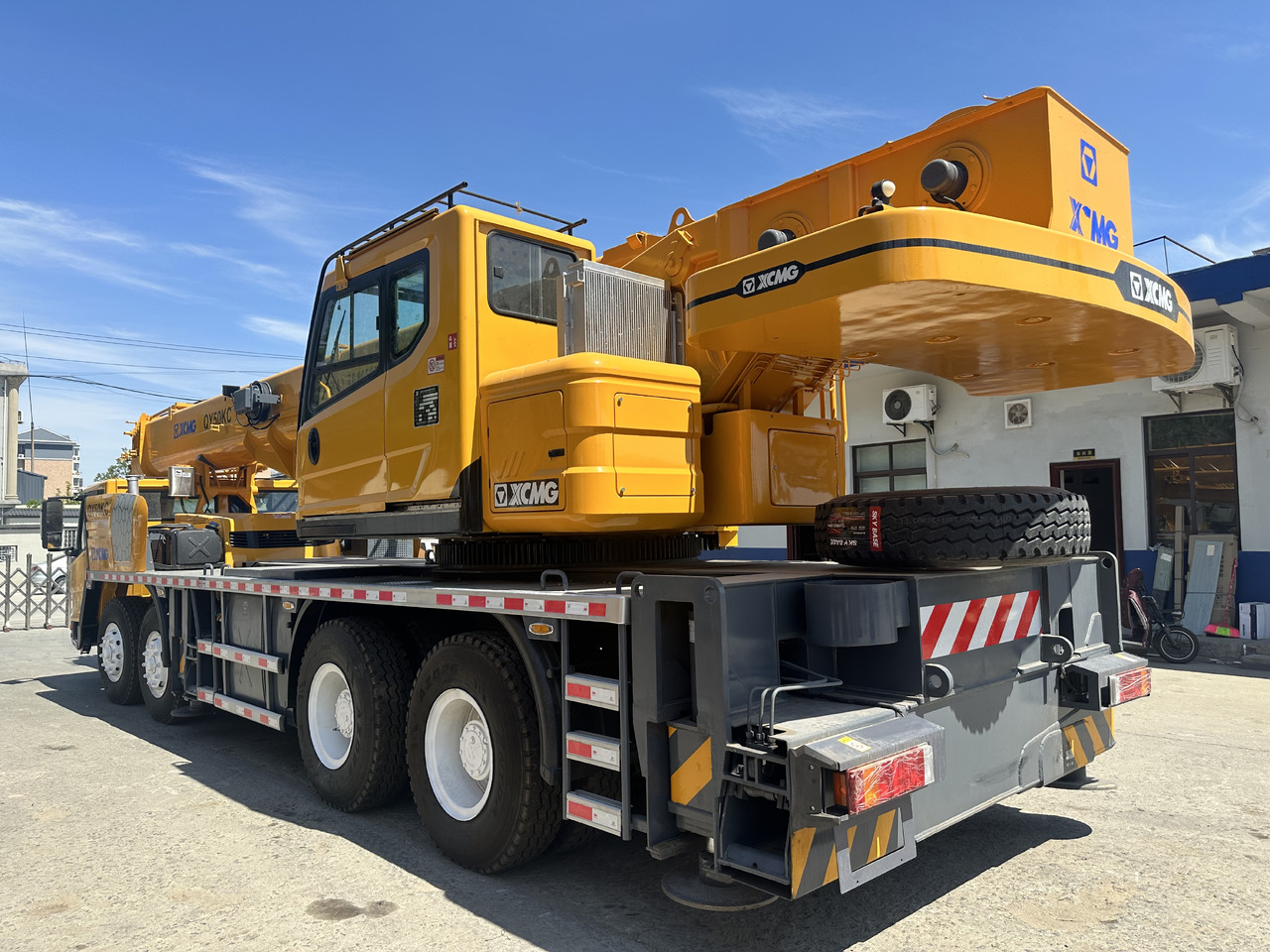 XCMG qy50kc xct55 qy55kc qy25k5c 50ton 55 ton 70 ton 85 ton 90 ton 100 ton 110 ton 130 ton truck crane - موبايل كرين: صورة 3 XCMG qy50kc xct55 qy55kc qy25k5c 50ton 55 ton 70 ton 85 ton 90 ton 100 ton 110 ton 130 ton truck crane - موبايل كرين: صورة 3