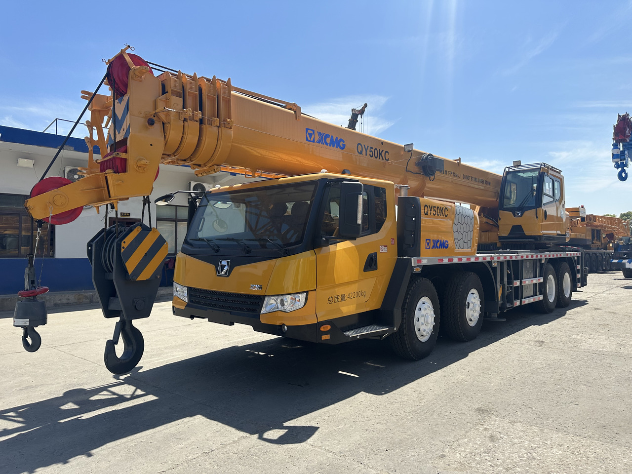 XCMG qy50kc xct55 qy55kc qy25k5c 50ton 55 ton 70 ton 85 ton 90 ton 100 ton 110 ton 130 ton truck crane - موبايل كرين: صورة 4 XCMG qy50kc xct55 qy55kc qy25k5c 50ton 55 ton 70 ton 85 ton 90 ton 100 ton 110 ton 130 ton truck crane - موبايل كرين: صورة 4