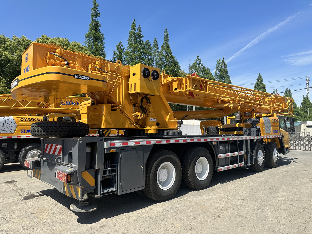 XCMG qy50kc xct55 qy55kc qy25k5c 50ton 55 ton 70 ton 85 ton 90 ton 100 ton 110 ton 130 ton truck crane - موبايل كرين: صورة 2 XCMG qy50kc xct55 qy55kc qy25k5c 50ton 55 ton 70 ton 85 ton 90 ton 100 ton 110 ton 130 ton truck crane - موبايل كرين: صورة 2