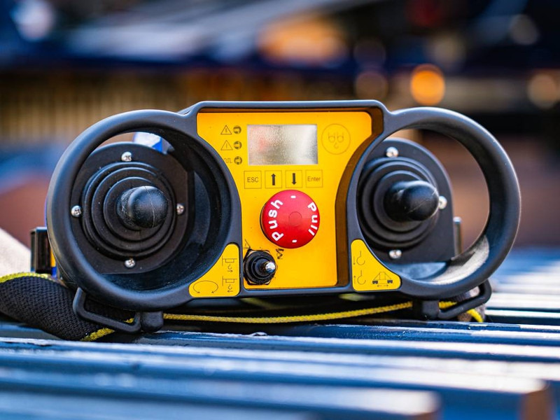 Potain IGO 30 - رافعة ذاتية التركيب: صورة 3 Potain IGO 30 - رافعة ذاتية التركيب: صورة 3