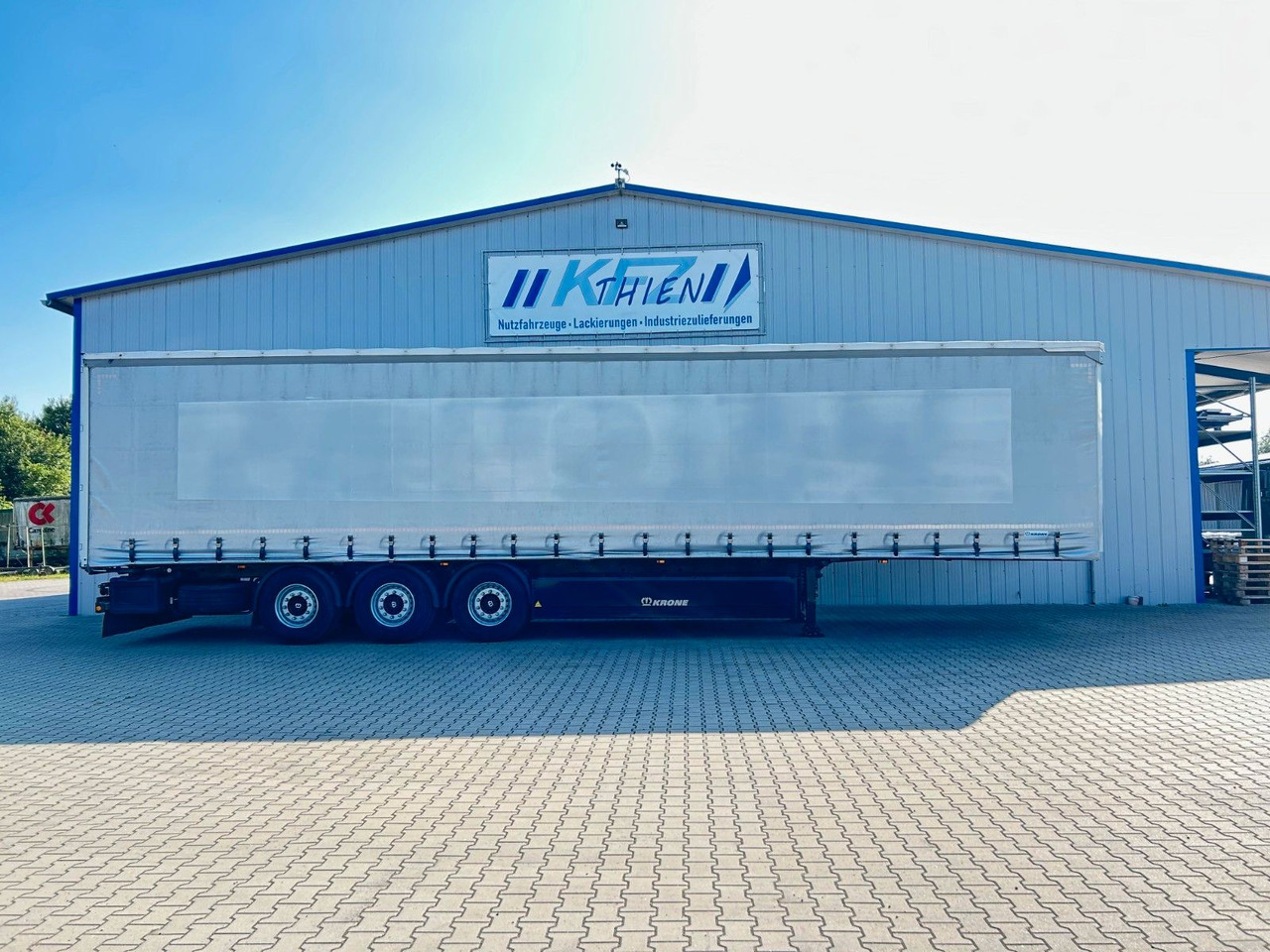 Krone SDP27 | Liftachse, Palettenkasten, Iceprotect - نصف مقطورة بستائر جانبية: صورة 1 Krone SDP27 | Liftachse, Palettenkasten, Iceprotect - نصف مقطورة بستائر جانبية: صورة 1