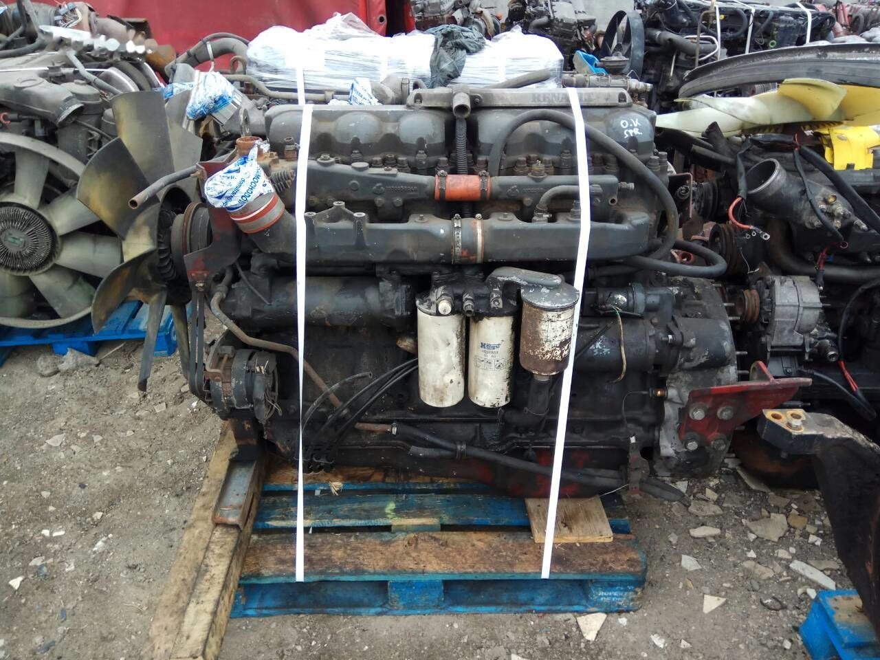 Renault MACK 430 Renault MAGNUM - محرك - شاحنة: صورة 1 Renault MACK 430 Renault MAGNUM - محرك - شاحنة: صورة 1