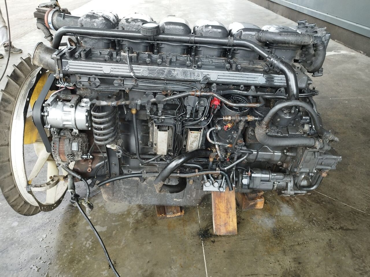 Scania DC1215 truck - محرك - شاحنة: صورة 1 Scania DC1215 truck - محرك - شاحنة: صورة 1