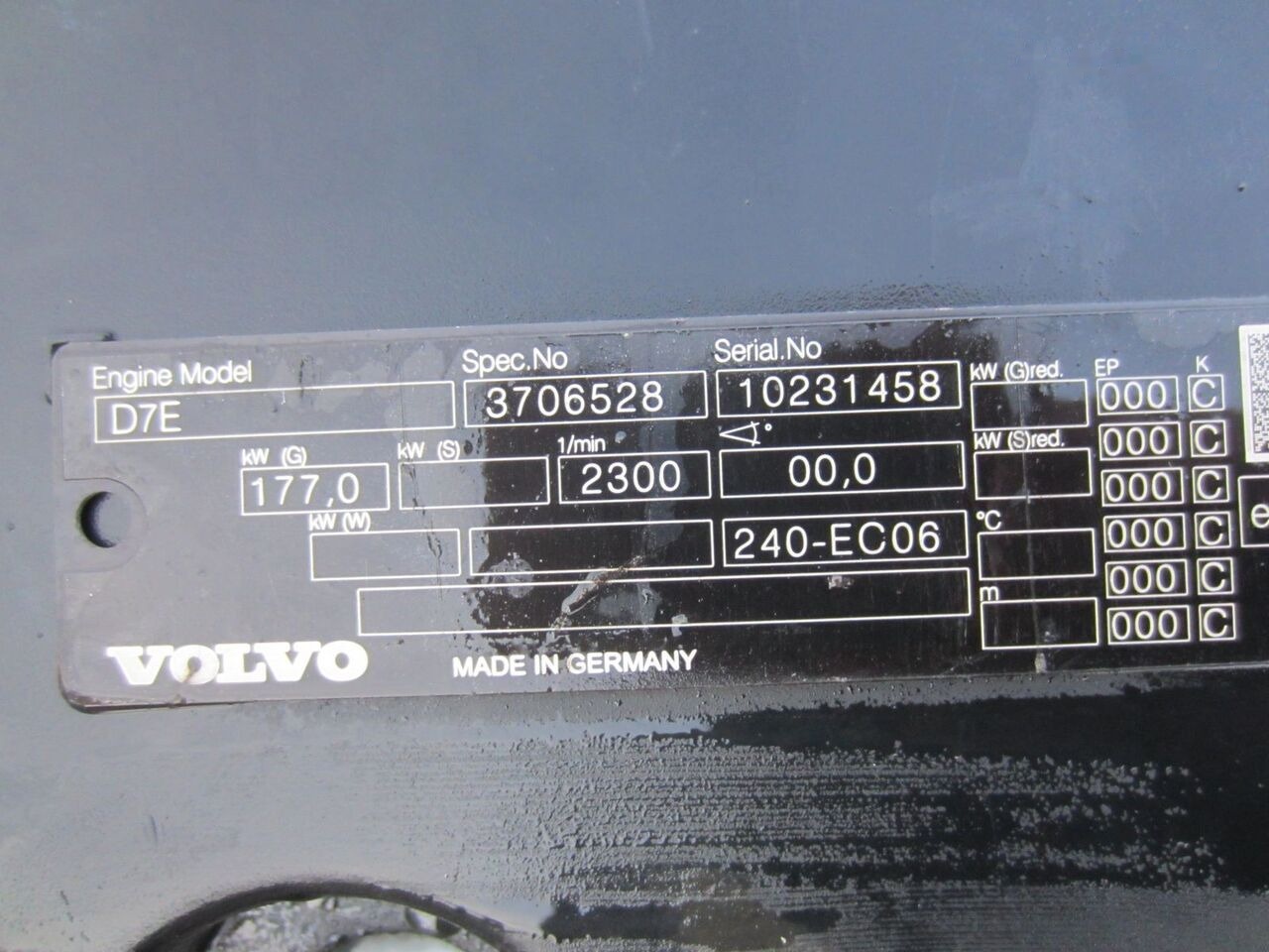 Volvo D7E 240   Volvo FL - محرك - شاحنة: صورة 4 Volvo D7E 240   Volvo FL - محرك - شاحنة: صورة 4