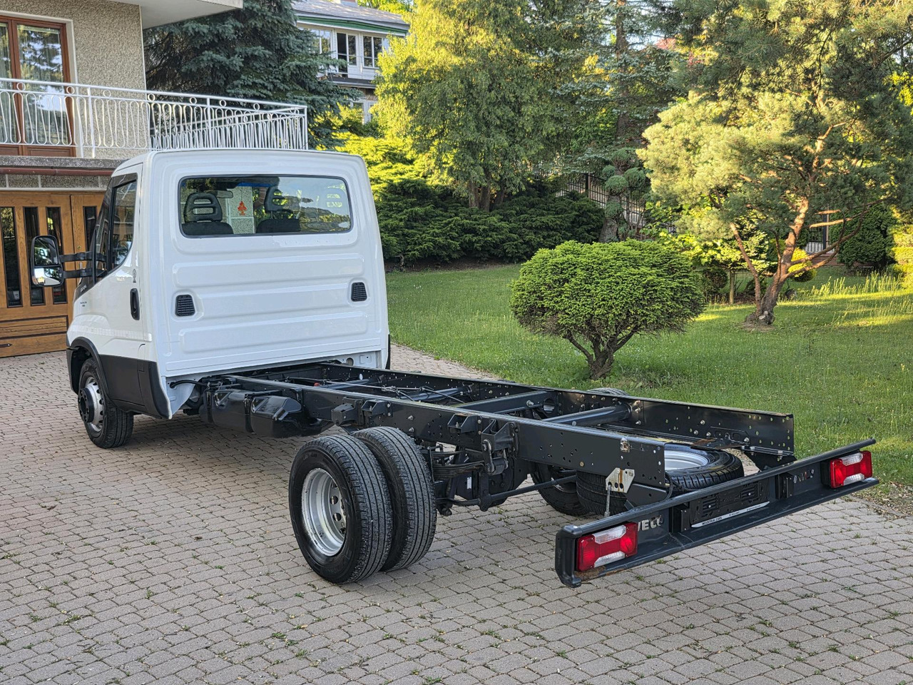 Iveco Daily 72c-17 Rama Pod Zabudowę Klima ! 3.0 HPI ! 170 Hp * Super Stan ! - فان المدمجة: صورة 5 Iveco Daily 72c-17 Rama Pod Zabudowę Klima ! 3.0 HPI ! 170 Hp * Super Stan ! - فان المدمجة: صورة 5