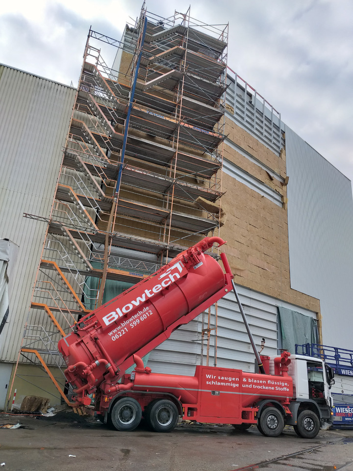 MERCEDES-BENZ Naaktgeboren Vacu-Press 8000 High-Lift V2A less km+hours! - فراغ شاحنة: صورة 3 MERCEDES-BENZ Naaktgeboren Vacu-Press 8000 High-Lift V2A less km+hours! - فراغ شاحنة: صورة 3