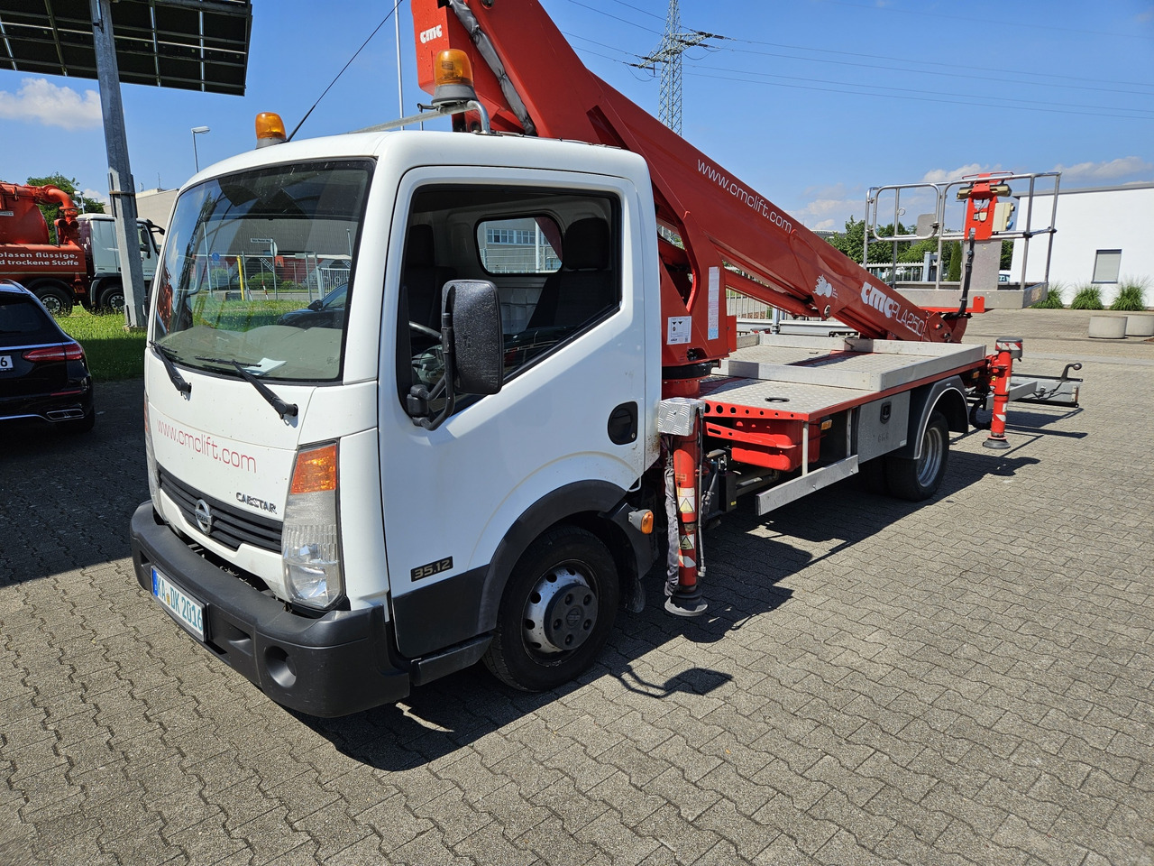 Nissan Cabstar CMC PLA 250 - 25m TOP nur 420 Stunden! - منصة محمولة مثبتة على الشاحنة: صورة 2 Nissan Cabstar CMC PLA 250 - 25m TOP nur 420 Stunden! - منصة محمولة مثبتة على الشاحنة: صورة 2