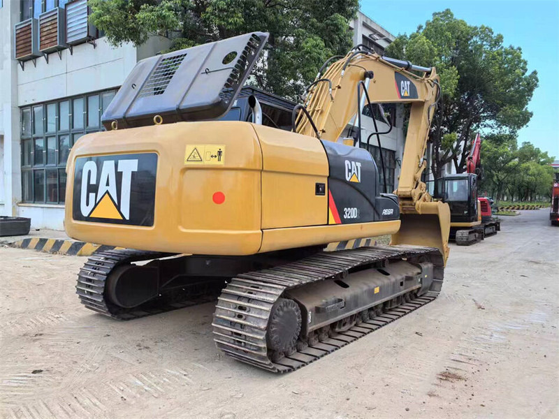 Caterpillar 320D2 - حفار زاحف: صورة 2 Caterpillar 320D2 - حفار زاحف: صورة 2