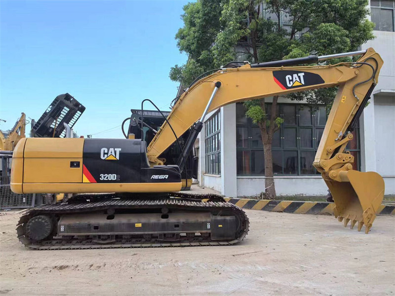 Caterpillar 320D2 - حفار زاحف: صورة 4 Caterpillar 320D2 - حفار زاحف: صورة 4