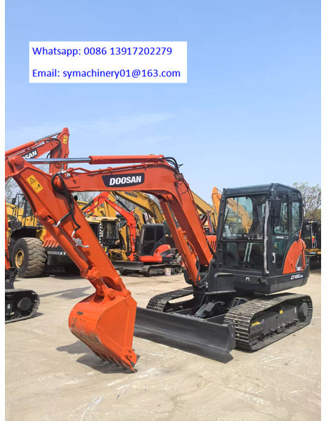 Doosan DX60 - حفار صغير: صورة 3 Doosan DX60 - حفار صغير: صورة 3