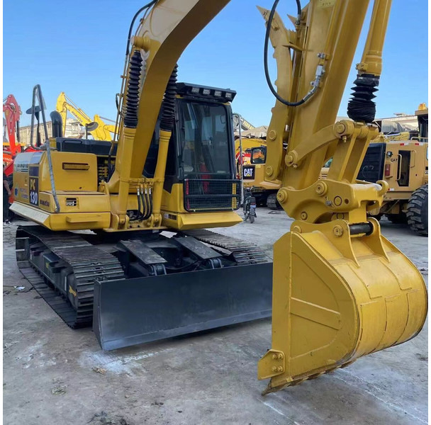 Komatsu PC130 - حفار زاحف: صورة 3 Komatsu PC130 - حفار زاحف: صورة 3