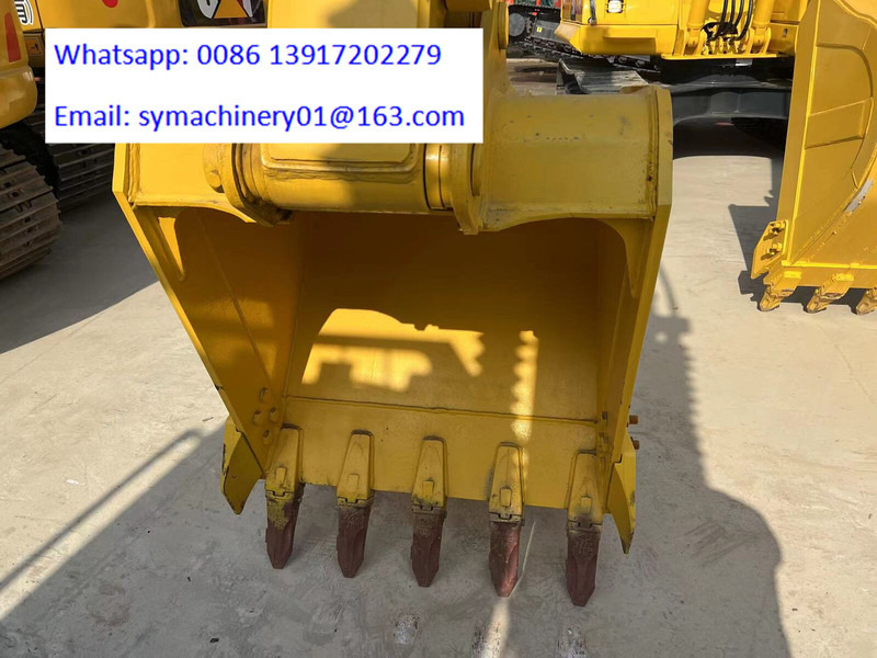 Komatsu PC130 - حفار زاحف: صورة 2 Komatsu PC130 - حفار زاحف: صورة 2