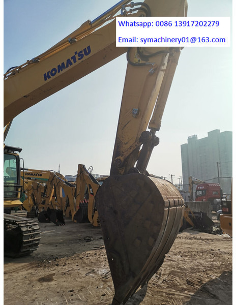 Komatsu PC450-8 - حفار زاحف: صورة 5 Komatsu PC450-8 - حفار زاحف: صورة 5