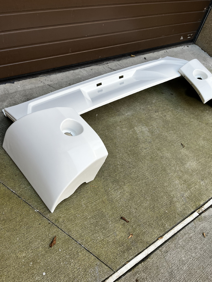 Zderzak tylny VOLVO 9500 9700 9900 VOLVO 9500 9700 9900 - مصد - حافلة نقل لمسافات طويلة: صورة 3 Zderzak tylny VOLVO 9500 9700 9900 VOLVO 9500 9700 9900 - مصد - حافلة نقل لمسافات طويلة: صورة 3