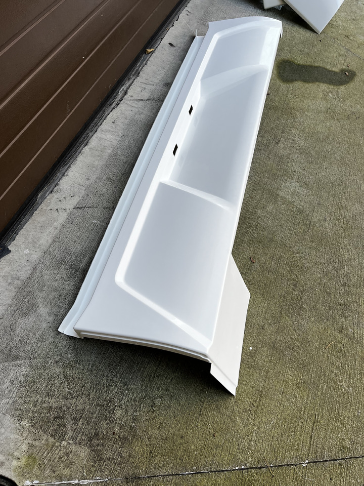 Zderzak tylny VOLVO 9500 9700 9900 VOLVO 9500 9700 9900 - مصد - حافلة نقل لمسافات طويلة: صورة 4 Zderzak tylny VOLVO 9500 9700 9900 VOLVO 9500 9700 9900 - مصد - حافلة نقل لمسافات طويلة: صورة 4