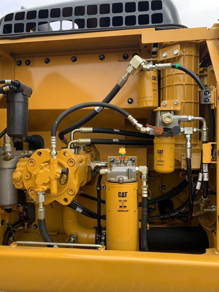 New Caterpillar 323D3 tracked excavator - حفار زاحف: صورة 4 New Caterpillar 323D3 tracked excavator - حفار زاحف: صورة 4