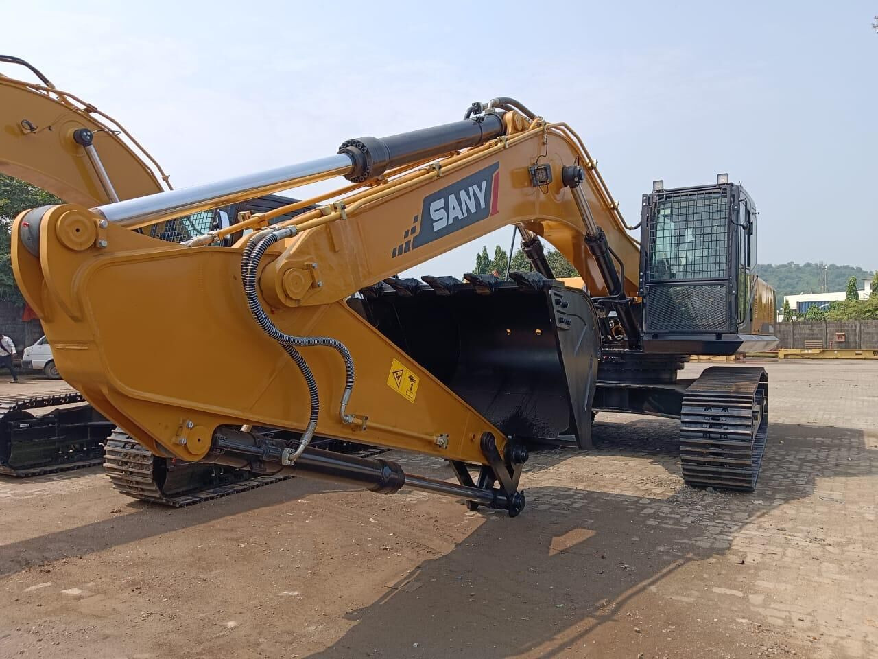 New Sany SY 350 tracked excavator - حفار زاحف: صورة 1 New Sany SY 350 tracked excavator - حفار زاحف: صورة 1