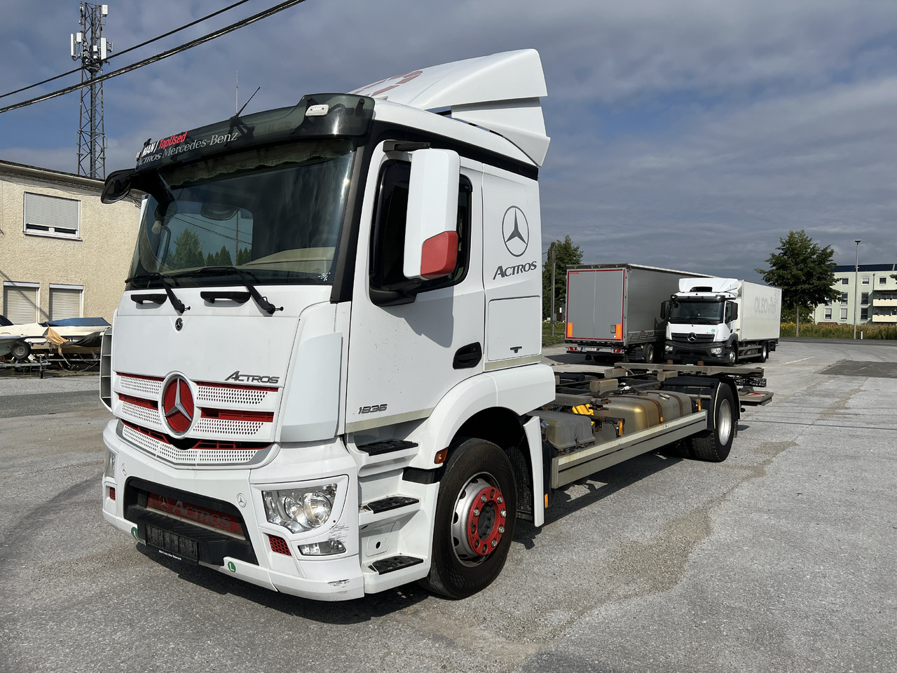 MERCEDES-BENZ ACTROS 18 36 | Klima | Kamera | Diff. | - ناقلة حاويات/ شاحنة حاويات: صورة 1 MERCEDES-BENZ ACTROS 18 36 | Klima | Kamera | Diff. | - ناقلة حاويات/ شاحنة حاويات: صورة 1