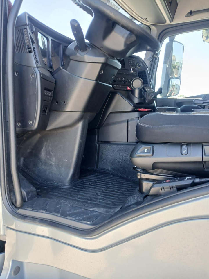 MERCEDES-BENZ AROCS 28.51 | 6x4| Klima | Retarder | Euro 6 - شاحنات مسطحة, شاحنة كرين: صورة 4 MERCEDES-BENZ AROCS 28.51 | 6x4| Klima | Retarder | Euro 6 - شاحنات مسطحة, شاحنة كرين: صورة 4