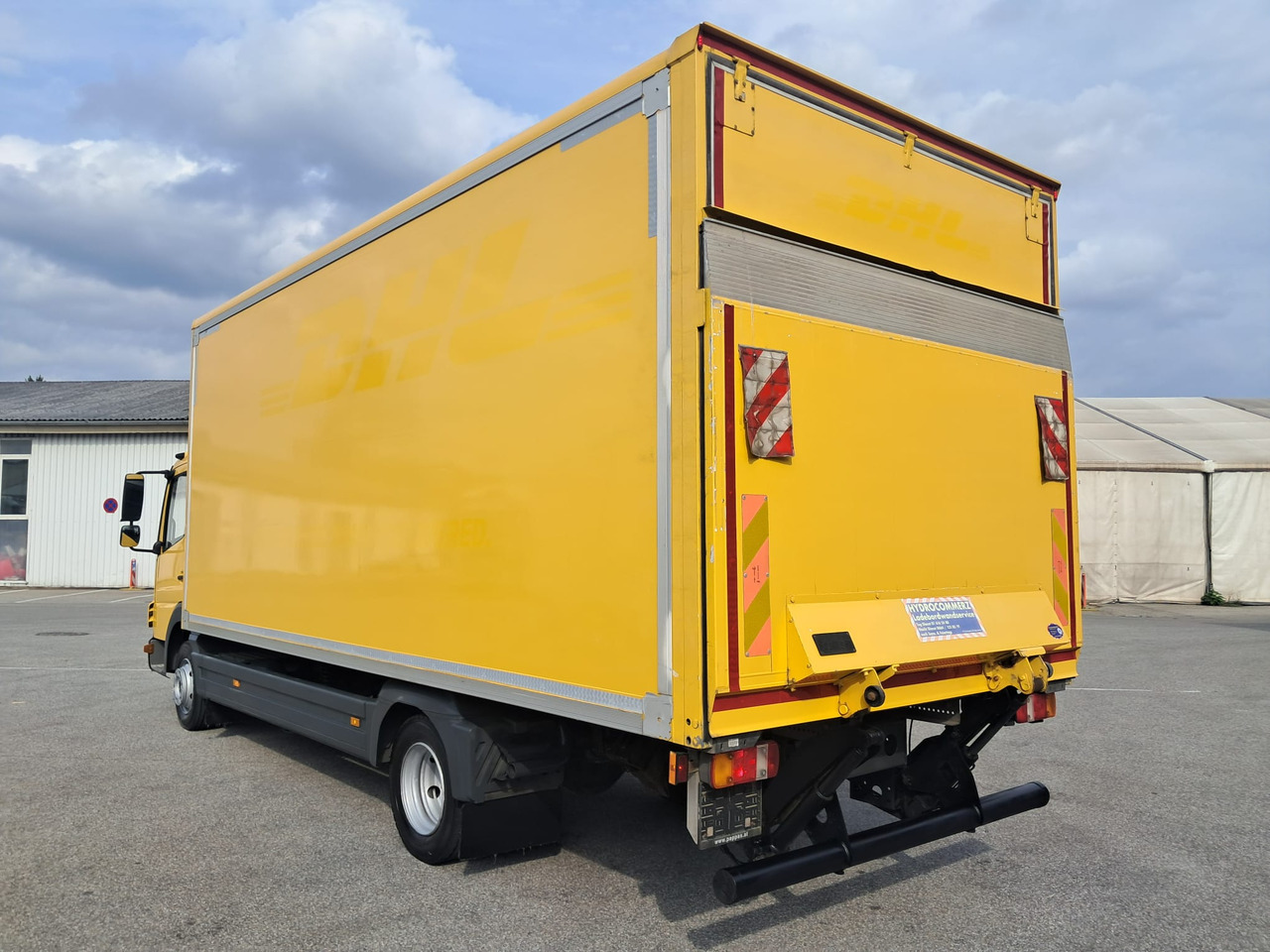 MERCEDES-BENZ ATEGO 8 16 Koffer mit LBW | Schalter | EZ 2013 - شاحنة صندوقية: صورة 5 MERCEDES-BENZ ATEGO 8 16 Koffer mit LBW | Schalter | EZ 2013 - شاحنة صندوقية: صورة 5