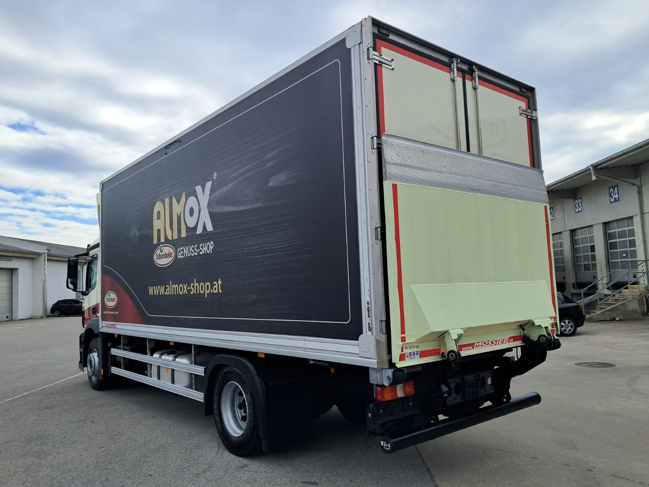MERCEDES-BENZ Antos 1833 Kühlkoffer LBW | Standheizung | Euro 6 - شاحنة ذات مبرد: صورة 5 MERCEDES-BENZ Antos 1833 Kühlkoffer LBW | Standheizung | Euro 6 - شاحنة ذات مبرد: صورة 5