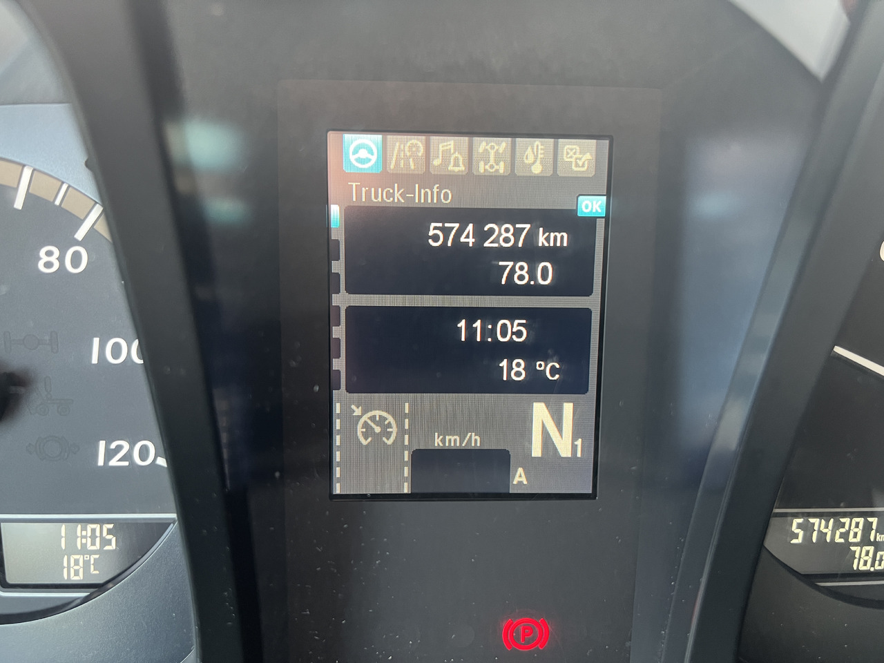 تأجير MERCEDES-BENZ Antos 25 40 | Standheizung | Klima | Liftachse MERCEDES-BENZ Antos 25 40 | Standheizung | Klima | Liftachse: صورة 15