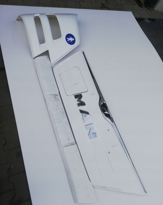ATRAPA GRILL MASKA MAN NEOPLAN AUTOBUS - غطاء السيارة - حافلة: صورة 1 ATRAPA GRILL MASKA MAN NEOPLAN AUTOBUS - غطاء السيارة - حافلة: صورة 1