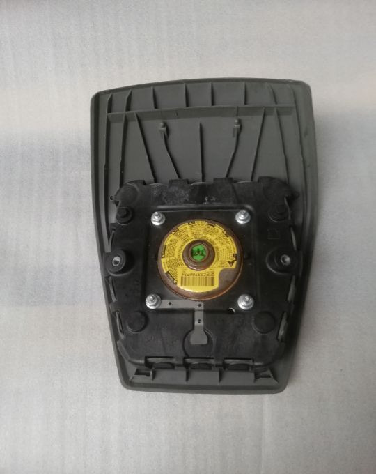 Air bag VOLVO FH4 - عجلة القيادة - شاحنة: صورة 2 Air bag VOLVO FH4 - عجلة القيادة - شاحنة: صورة 2