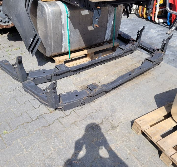 BELKA ZDERZAKA VOLVO FH13 ORYGINAL POLECAM - مصد - شاحنة: صورة 1 BELKA ZDERZAKA VOLVO FH13 ORYGINAL POLECAM - مصد - شاحنة: صورة 1