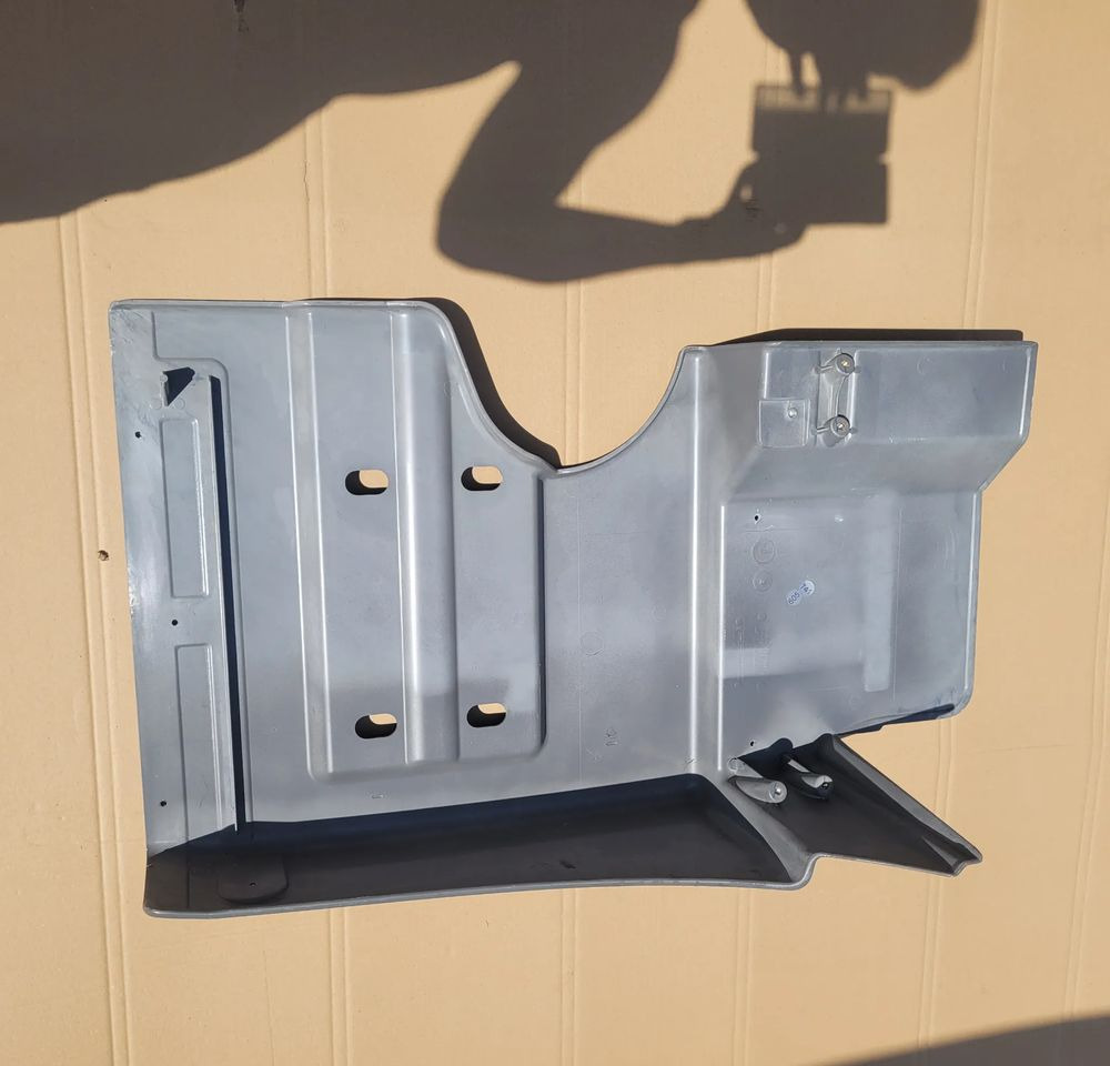 BŁOTNIK LH MERCEDES ACTROS MP3 NOWY ORYGINAŁ A9438813701 CHWALIM116 - رفرف - شاحنة: صورة 2 BŁOTNIK LH MERCEDES ACTROS MP3 NOWY ORYGINAŁ A9438813701 CHWALIM116 - رفرف - شاحنة: صورة 2