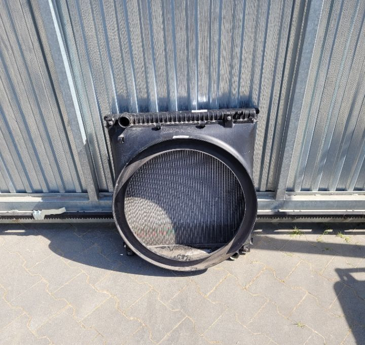 CHLODNICA WODY IVECO EUROCARGO SZCZELNA 504286346 - مشعاع - شاحنة: صورة 1 CHLODNICA WODY IVECO EUROCARGO SZCZELNA 504286346 - مشعاع - شاحنة: صورة 1