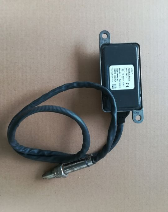 CZUJNIK NOX IVECO STRALIS 5801754014 - مستشعر: صورة 1 CZUJNIK NOX IVECO STRALIS 5801754014 - مستشعر: صورة 1