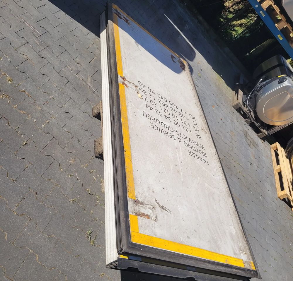 DRZWI DO NACZEPY CHŁODNI - باب و قطع الغيار - مقطورة: صورة 3 DRZWI DO NACZEPY CHŁODNI - باب و قطع الغيار - مقطورة: صورة 3