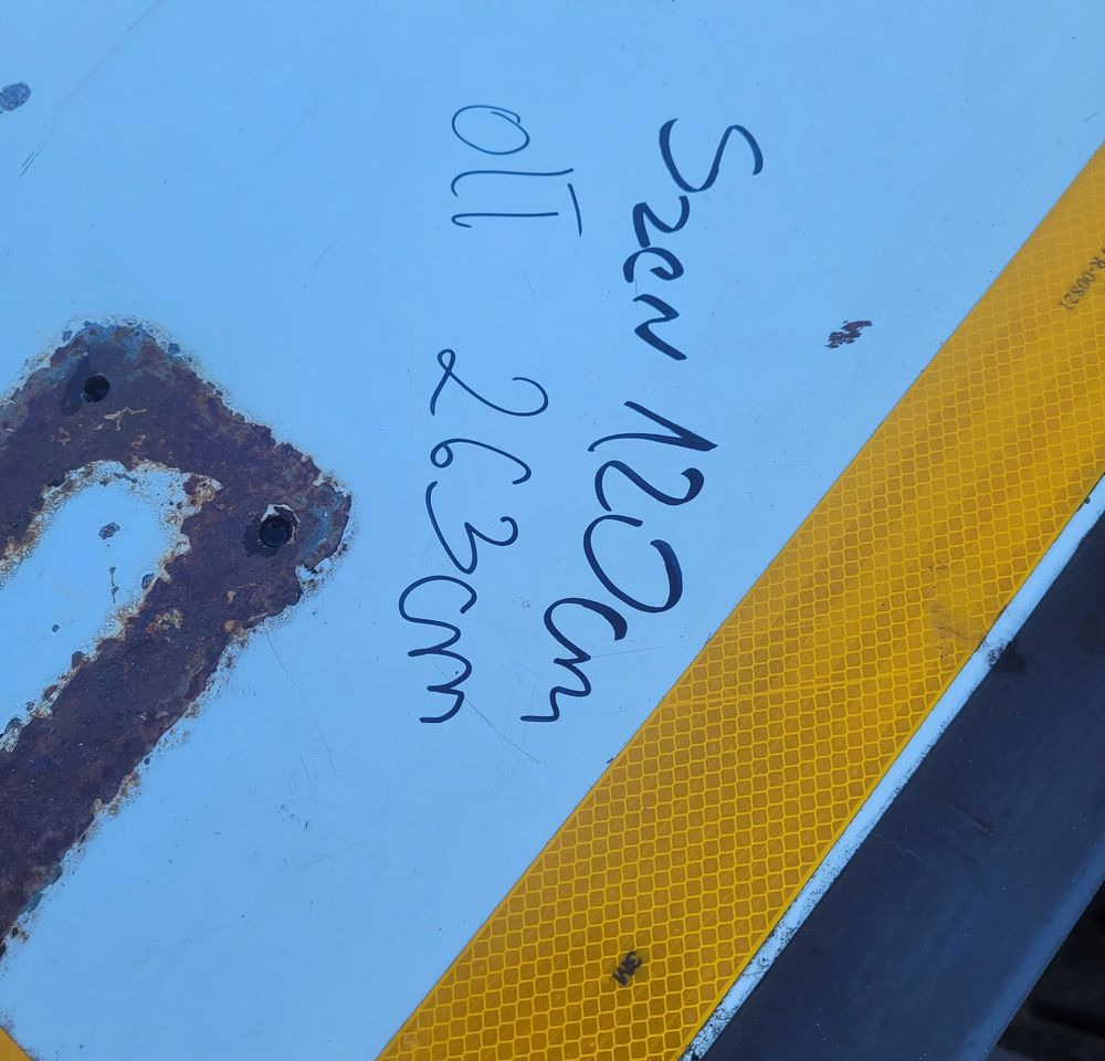 DRZWI DO NACZEPY CHŁODNI - باب و قطع الغيار - مقطورة: صورة 4 DRZWI DO NACZEPY CHŁODNI - باب و قطع الغيار - مقطورة: صورة 4